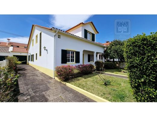 Maison de luxe à Ponta Delgada, Açores
