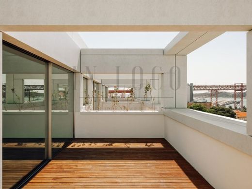 منزل ﻓﻲ لشبونة, Lisbon