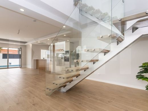 Luxus-Haus in Seixal, Distrito de Setúbal