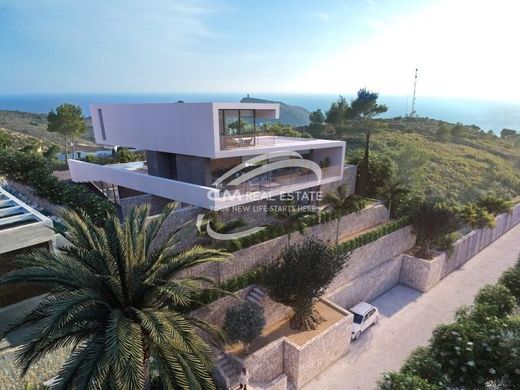 Villa in Moraira, Alicante