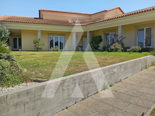 ‏בתי יוקרה ב  Oliveira do Bairro, Distrito de Aveiro