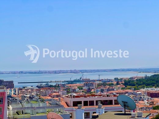 Appartement à Almada, Distrito de Setúbal