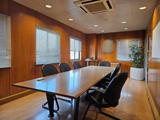 Офис, Oeiras, Distrito de Lisboa