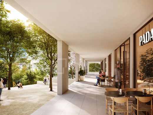 Apartment / Etagenwohnung in Loures, Lissabon