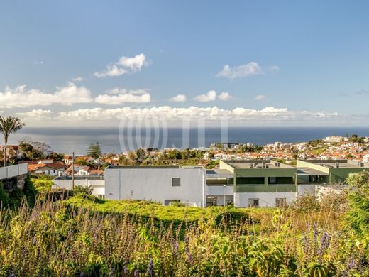 Land for sale in Funchal