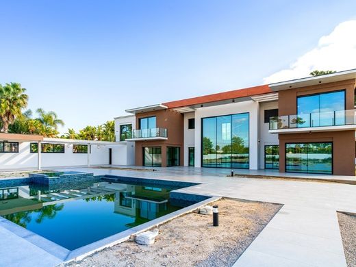 Luxus-Haus in Aroeira, Almada