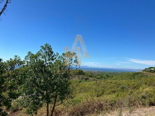 Land in Sesimbra, Distrito de Setúbal