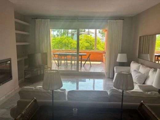 Appartamento a Estepona, Málaga