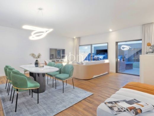 Luxury home in Vila Nova de Gaia, Distrito do Porto
