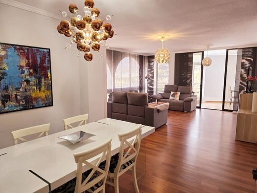 Chalet Pareado en Adeje, Santa Cruz de Tenerife