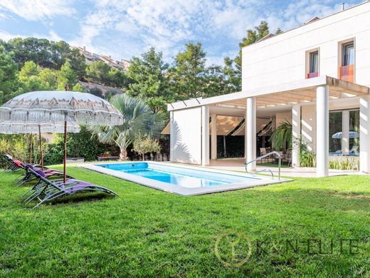 Villa in Mutxamel, Alicante