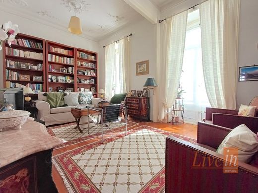 ﺷﻘﺔ ﻓﻲ لشبونة, Lisbon