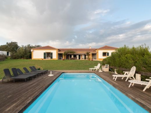 Casa de lujo en Viana do Alentejo, Évora