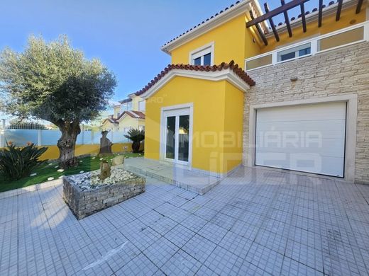 半独立式房屋  Torres Vedras, Distrito de Lisboa