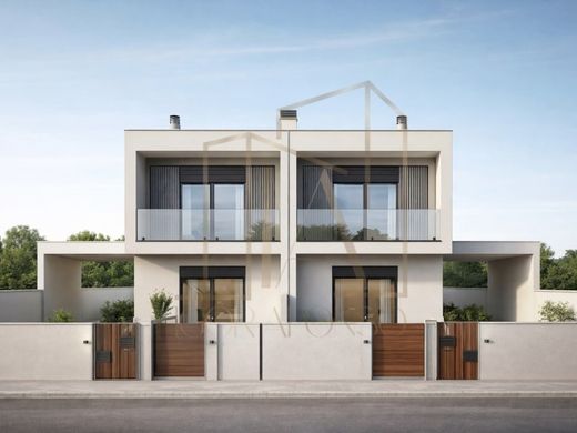 Смежная Вилла, Seixal, Distrito de Setúbal