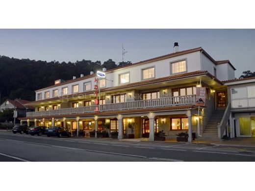 Otel Satılık - A Guarda
