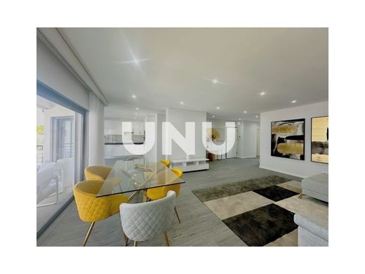 Apartment / Etagenwohnung in Olhão, Distrito de Faro