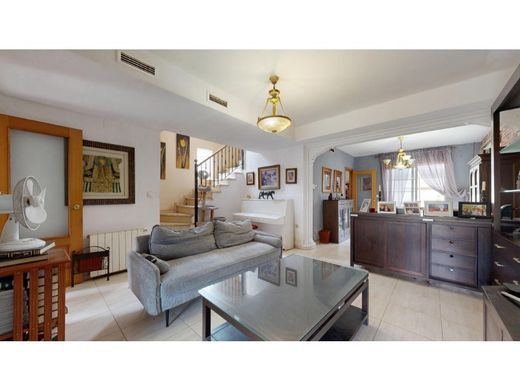 Luxus-Haus in L'Eliana, Valencia