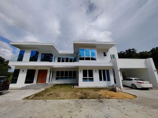 独立式房屋  出售 Kampong Sengkurong