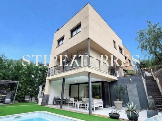 Luxury home in El Papiol, Province of Barcelona