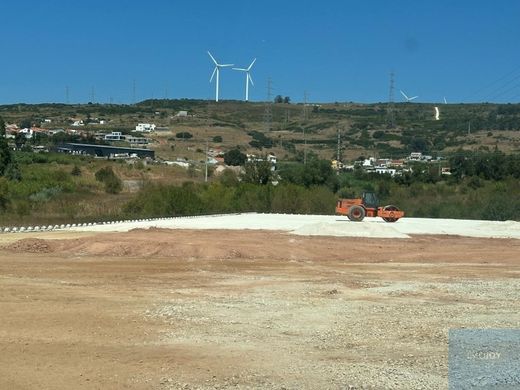 Land in Loures, Lisbon