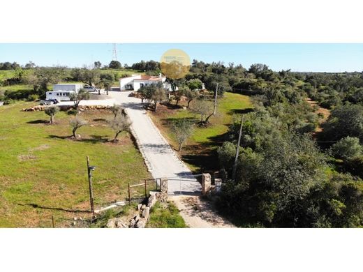 Detached House in Silves, Distrito de Faro