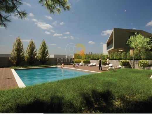 Смежная Вилла, Вила-Нова-де-Гайя, Vila Nova de Gaia