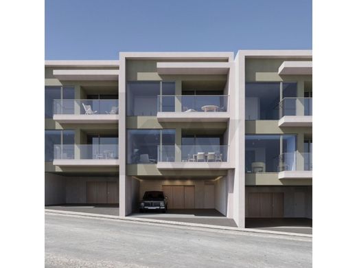 Terreno en Almada, Setúbal