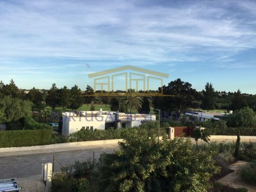Mehrfamilienhaus in Silves, Distrito de Faro