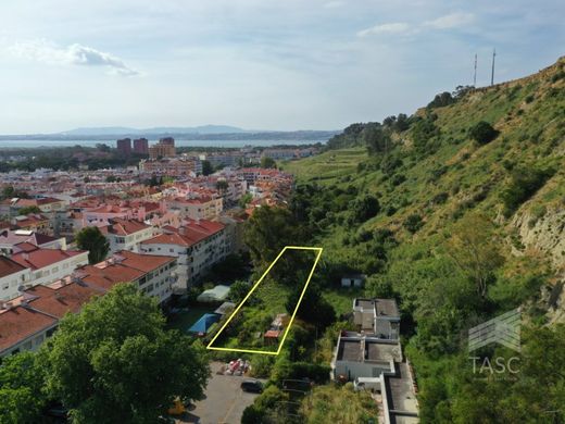 Участок, Алмада, Almada