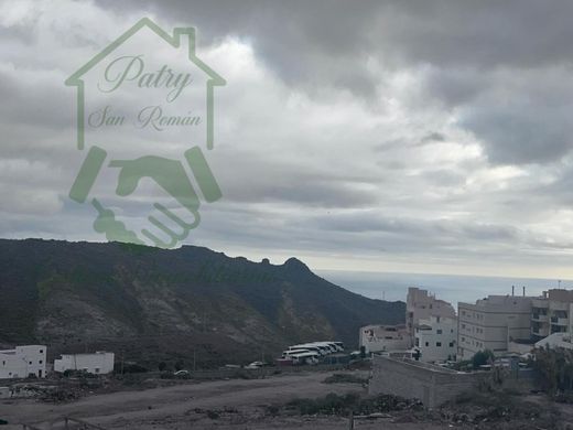 Residential complexes in Adeje, Province of Santa Cruz de Tenerife