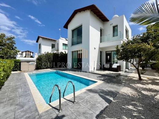 Luxury home in Famagusta, Ammóchostos