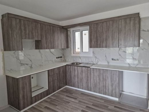 Komplex apartman Larnaka, Eparchía Lárnakas