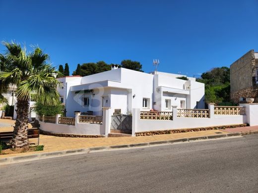 Luxe woning in Alaior, Balearen
