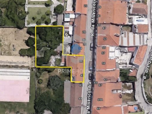 فيلا شبه مستقلة ﻓﻲ Setúbal, Distrito de Setúbal
