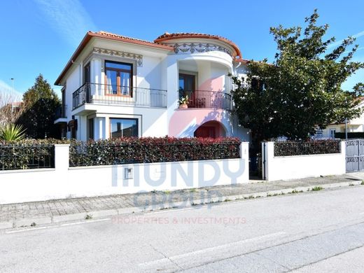 Μονοκατοικία σε Covilhã, Distrito de Castelo Branco