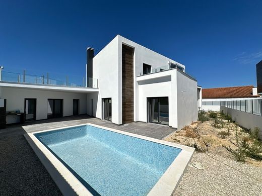 Μονοκατοικία σε Σετούμπαλ, Setúbal