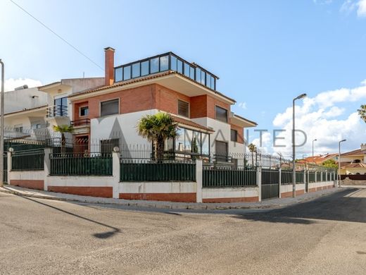 Luxury home in Cascais, Lisbon