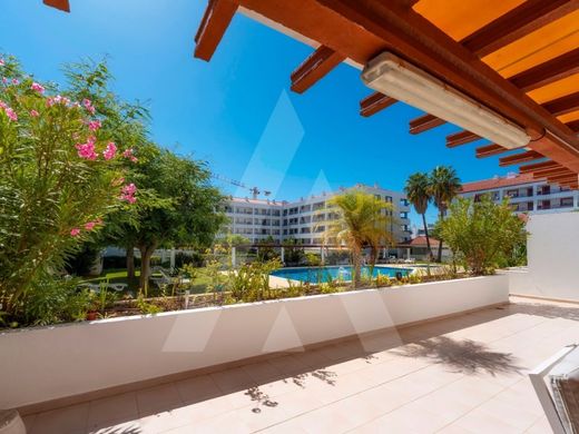 ローレ, Louléのアパートメント