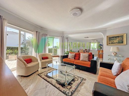 独立式房屋  Lagoa, Distrito de Faro