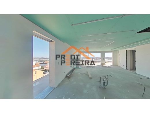 Penthouse in Odivelas, Lisbon