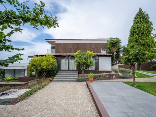 豪宅  Santa Maria da Feira, Distrito de Aveiro