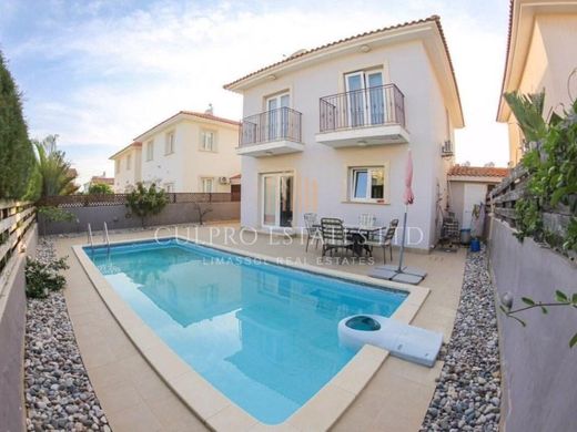 别墅  Voróklini, Eparchía Lárnakas