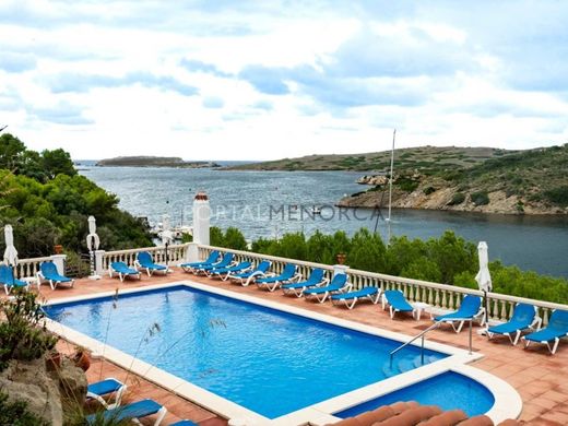 Apartment / Etagenwohnung in Mercadal, Balearen Inseln