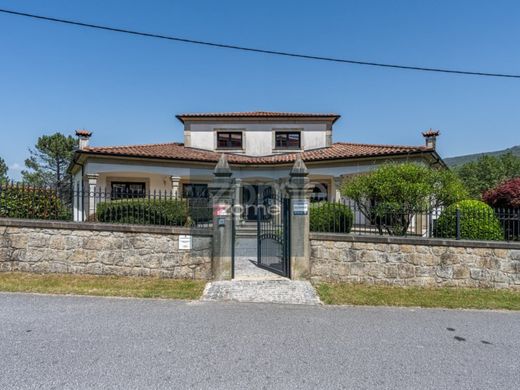 豪宅  Ponte da Barca, Distrito de Viana do Castelo