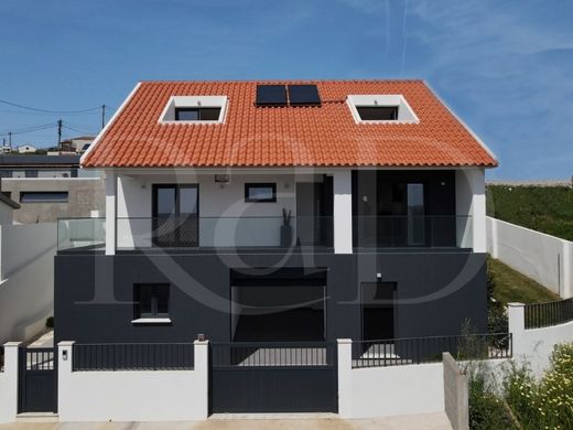 Detached House in Mafra, Lisbon