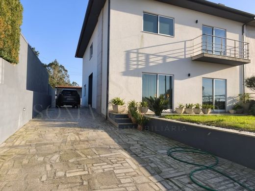 다세대 빌라 / Vila do Conde, Distrito do Porto