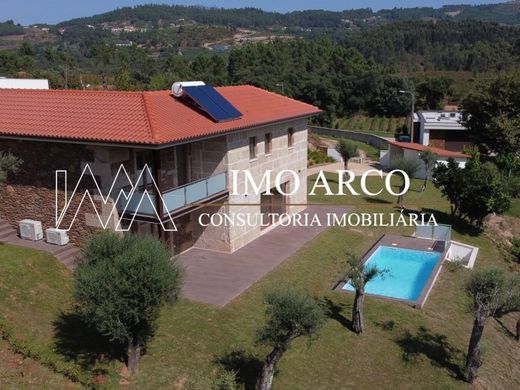 بيت مستقل ﻓﻲ Cabeceiras de Basto, Distrito de Braga