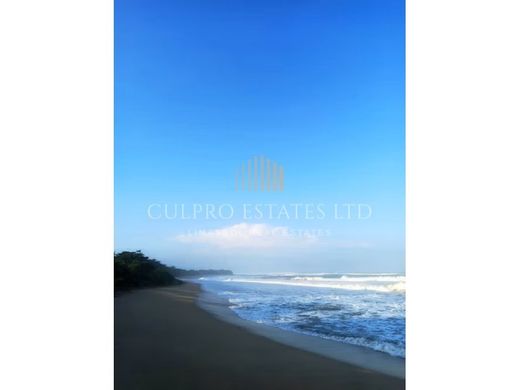 Land in Larnaca, Eparchía Lárnakas