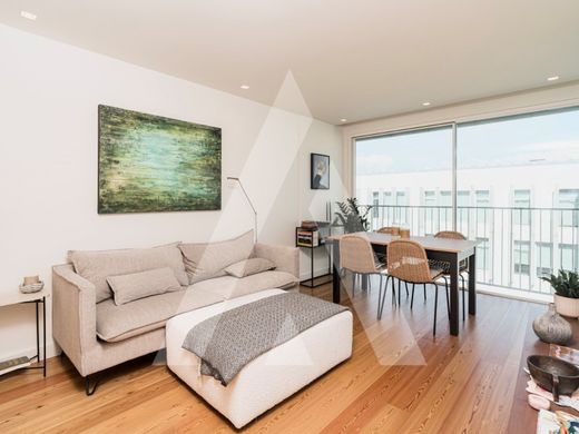 Apartment / Etagenwohnung in Matosinhos, Distrito do Porto